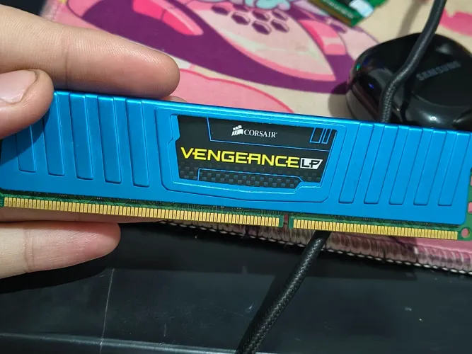 Memória Ram 8GB DDR3 - Corsair