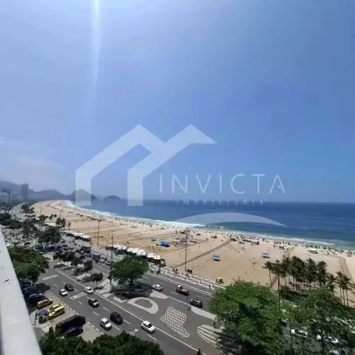 MARAVILHOSO TRÊS QUARTOS MOBILIADO! LOCALIZADO DE FRENTE PARA A PRAIA