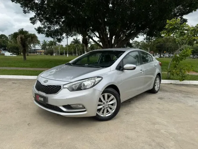 Kia Motors Cerato 1.6 16V Flex Aut. 2014