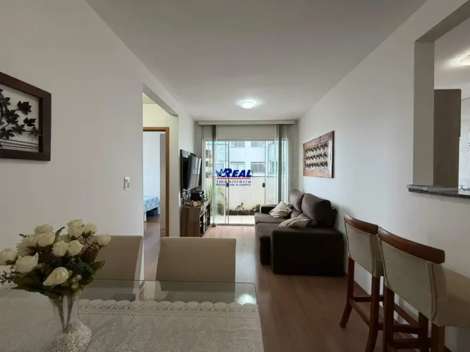 Apto 2 quartos teixeira dias 360mil