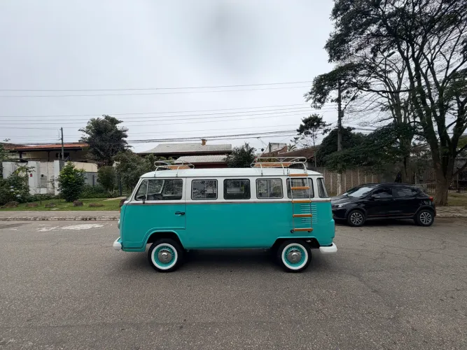 Volkswagen Kombi Standard/ Luxo/ Serie Prata 1997