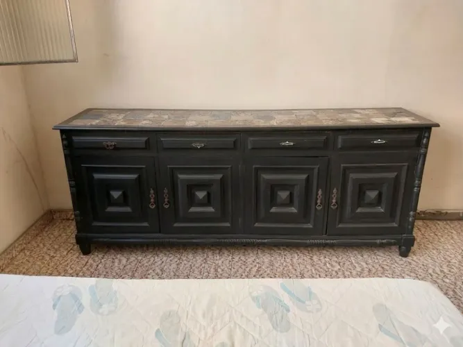 Vendo buffet/Aparador clássico em madeira
