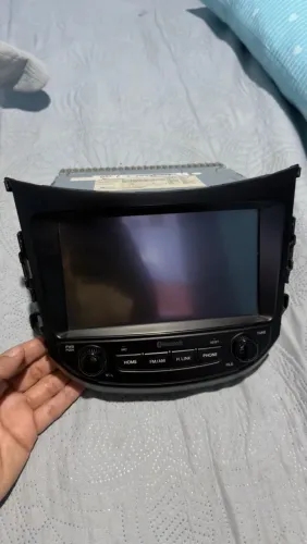 Vendo essa multimídia original do carro Hb20s 2019 automático.