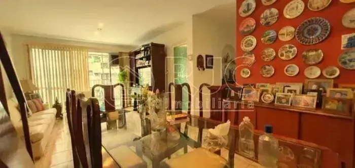 Apartamento de 210 metros quadrados no bairro Tijuca com 4 quartos