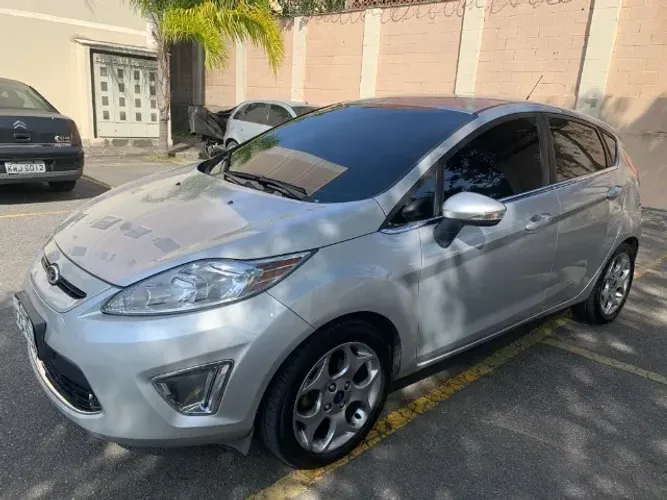 Ford Fiesta SE 1.6 16V Flex 5P 2013