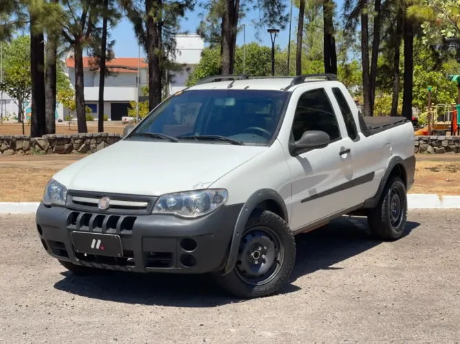 Fiat Strada 1.4 MPI Fire Flex 8V CE 2011