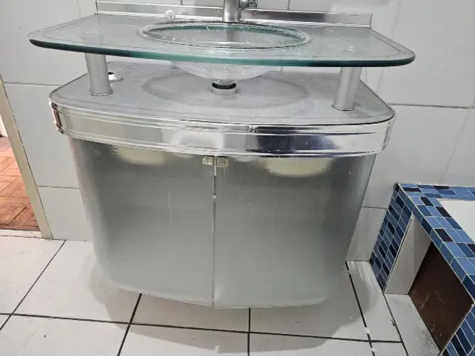 Gabinete com Cuba para Banheiro 62,5cm RETRÔ
