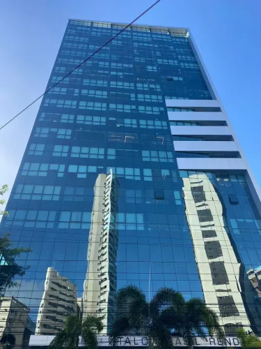 EMPRESARIAL ITALO RENDA - Aluguel de Sala Comercial em Boa Viagem - Recife-PE: 60,71m² e 1