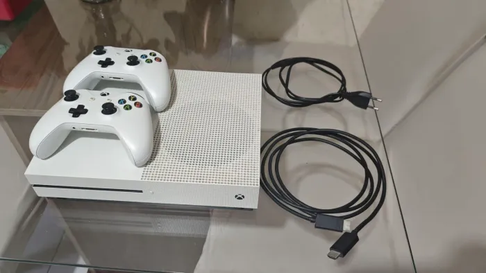Xbox One S 1TB