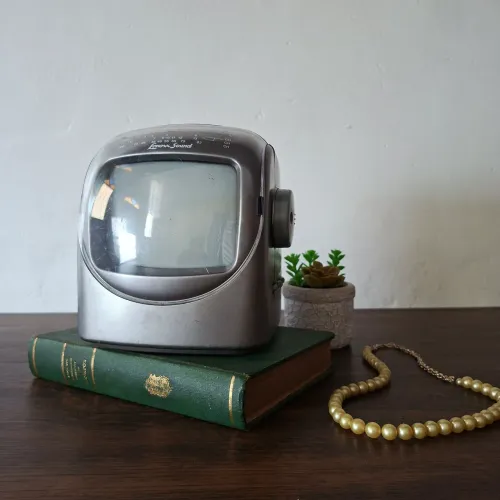 Super Vintage TV Antiga com Rádio anos 80 Portátil Lenox Funcionando