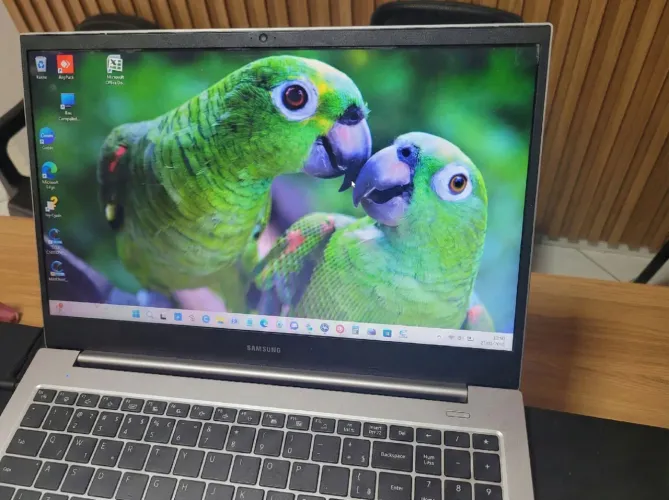 Notebook Samsung Book E20 - 12GB RAM (Upgrade) - Tela Nova | Aceita SSD M.2