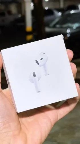 AirPods 4 com cancelamento de ruído lacrado