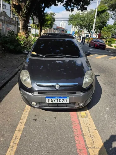 Fiat Punto Sporting 1.8 Flex 8v/16v 5P 2013