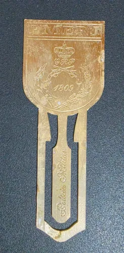 Marcador de página PMERJ dourado