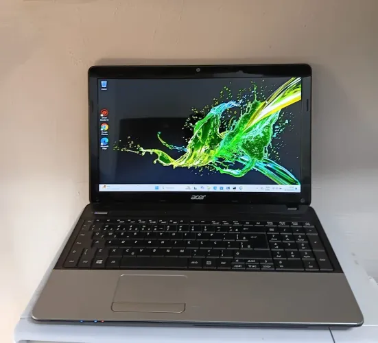 Notebook Acer core i5, memória de 8gb, HD de 500gb, tela de 15.6" polegadas, Windows 10