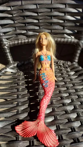 Barbie sereia 2010 para restauração