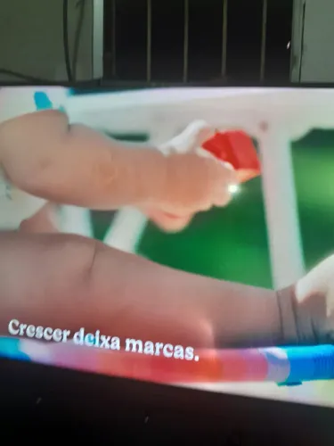 Smart tv Samsung 55 polegadas com avarias na tela