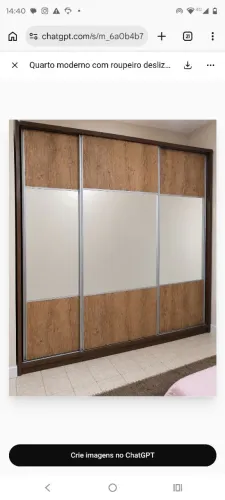 Guarda roupa grande com espelho nas 3 portas