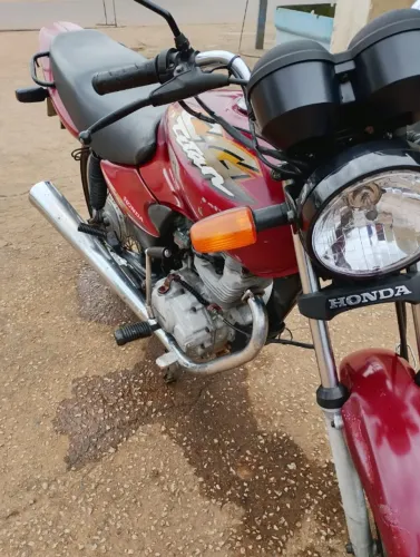 CG Titan 125. Quero vender para dar de lance na minha nova na Honda. 