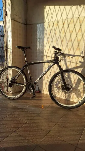 BICICLETA ABSOLUTE NERO 2 ARO 26