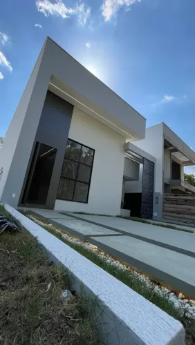 Casa Térrea 3 suites fino acabamento na Ponta Negra Financia