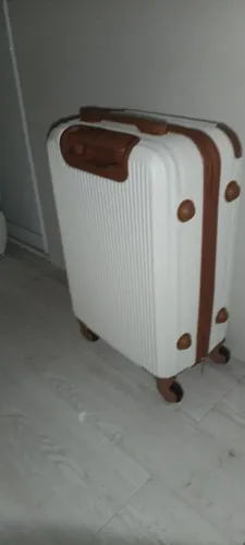 Mala viagem toda branca + detalhes caramelo 80kg