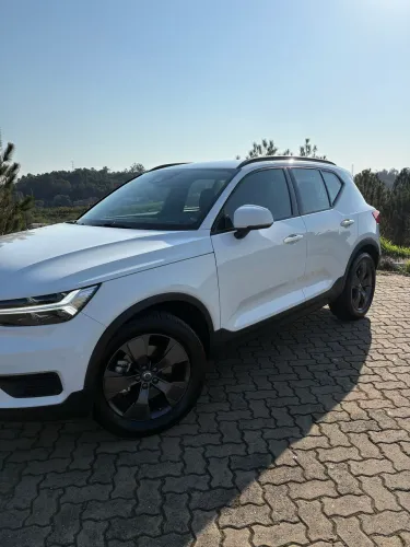 Volvo XC40 T-4 2.0 190cv FWD 2019