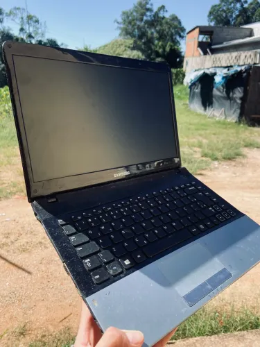 Notebook Samsung para retirada de peça