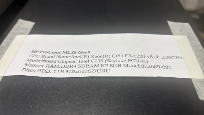 Servidor HP ProLiant ML30 Gen9