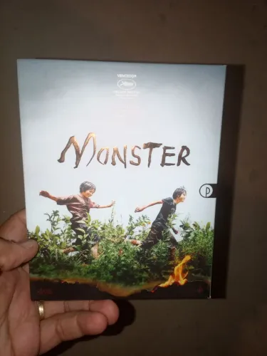 Blu-ray Monsters