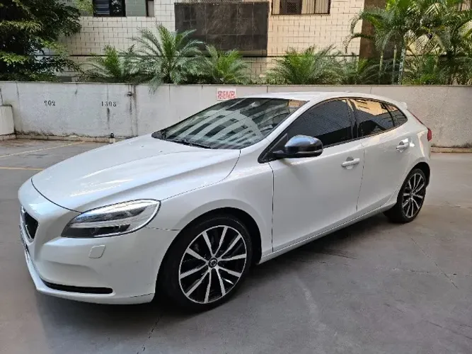 Volvo V40 T4 Momentum 2019 IPVA 26 Total Pago Aceito Troca