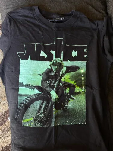 Camiseta Justin Bieber universal music - tamanho M