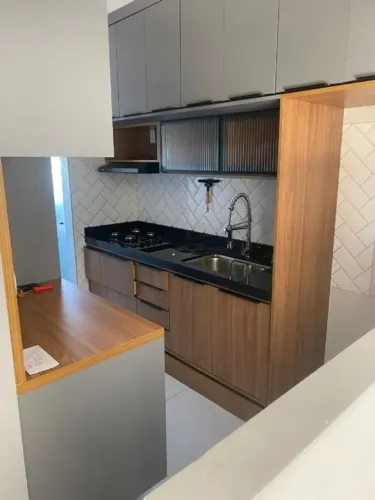 Imóvel para aluguel possui 48 metros quadrados com 2 quartos