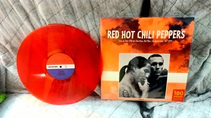 RED HOT ( LP Vermelho)