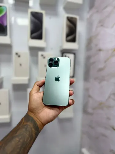 IPHONE 13 PRO MAX 256GB VERDE<br>R$ 3.550,00