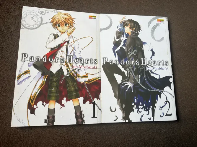 Mangá Pandora Hearts volumes 1 e 2