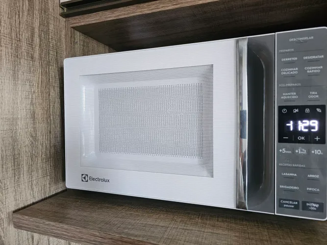 Forno Micro-ondas Electrolux 