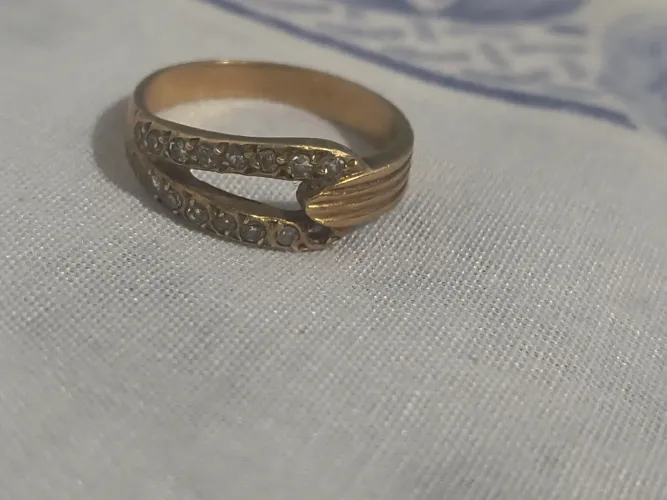 Anel de ouro legítimo