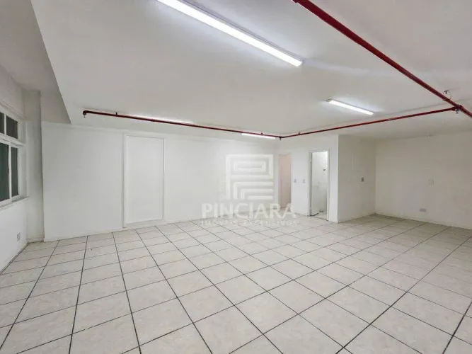 Sala de 47 m² na Rua Riachuelo - Alugue por R$ 1.600/mês + taxas - Rio de Janeiro/RJ