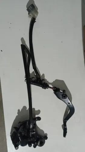 Sistema de freio traseiro nx400 falcon