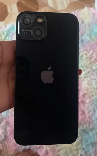 Vendo um iPhone 13 não pega chip só pega no Wi-Fi chama no zap *22