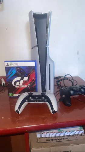 Ps5 Slim Disc com garantia Sony + 2 controles + 2 jogos