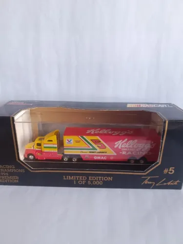 Racing Champions 1994 #5 Terry Labonte Kellogg's