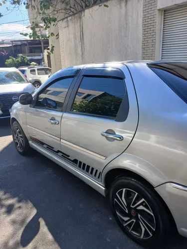 Fiat Siena Tetrafuel 1.4 MPI Fire Flex 8V 4P 2011