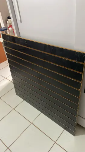 Vendo painel canaletado preto R$ 120,00