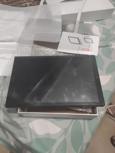 Tablet .bom estado pega chip a venda