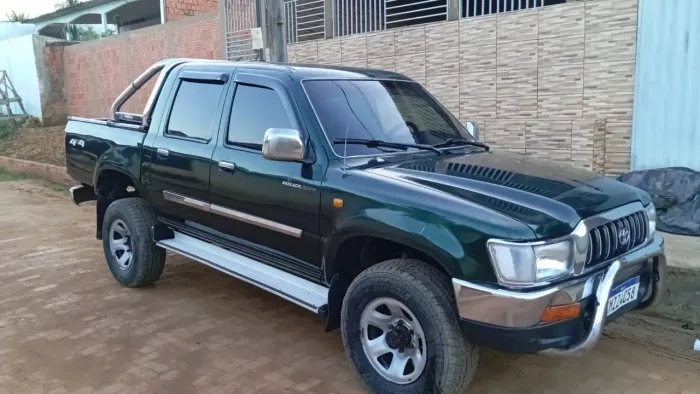 Toyota Hilux CD SR 4X4 3.0 8V 90cv Diesel 2002