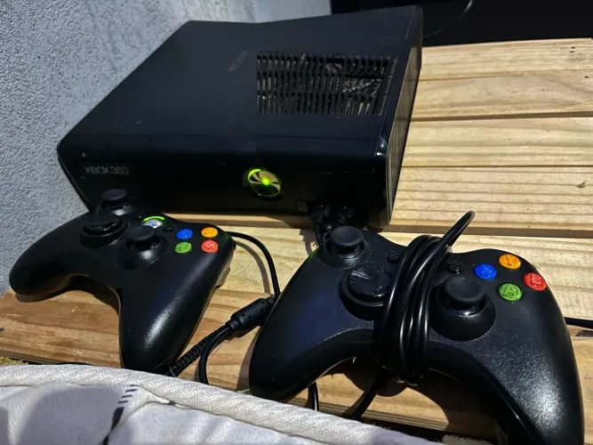 Video game XBOX 360 slim
