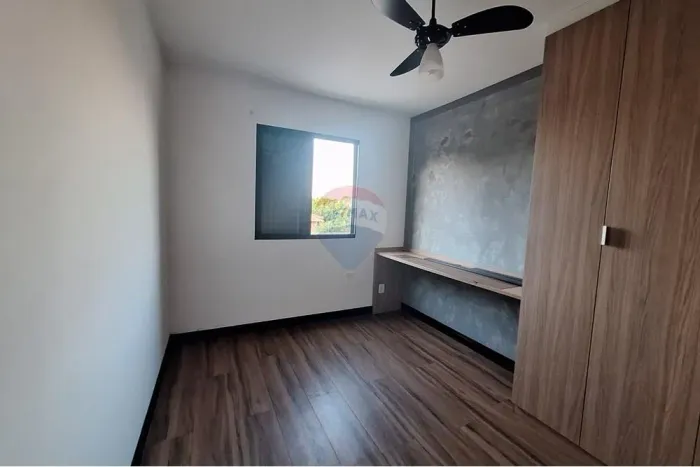 Apartamento à venda com planejados, ar-condicionado e vista livre em condomínio com piscin