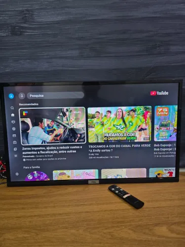 TV LED TCL SMART 32 POLEGADAS FUNCIONANDO PERFEITAMENTE